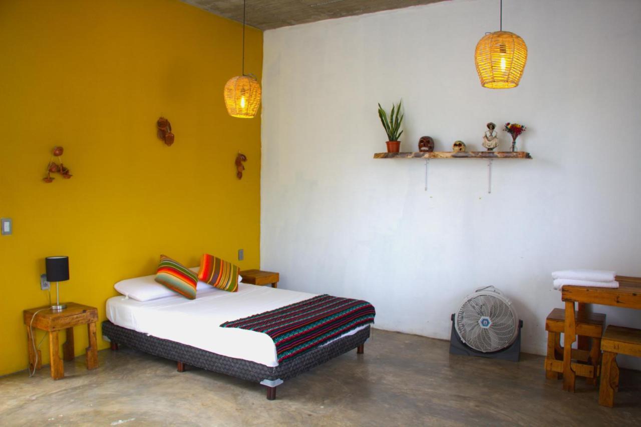 Casa De Huespedes Colmena Hotel Tlayacapan Bagian luar foto